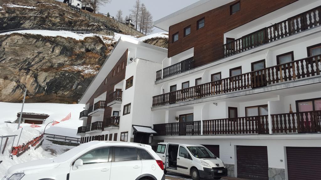 Matterhorn Studio Cervinia Брей-Червиния Экстерьер фото